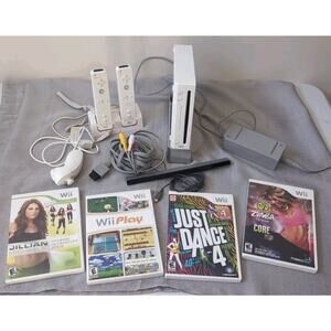 Wii console rvl-001 With Accessories And Games Tested Working